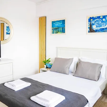 Heart Of City Sky Apartment Bucharest