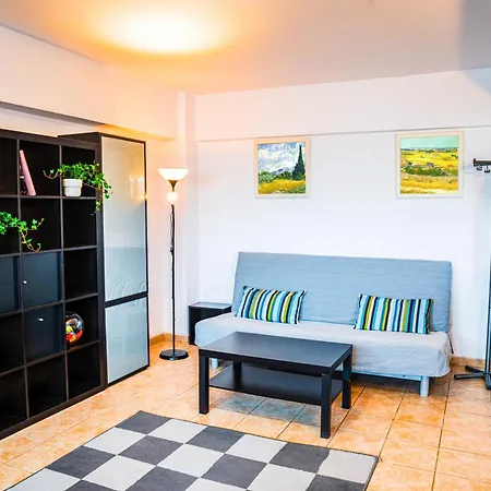 Heart Of City Sky Apartment